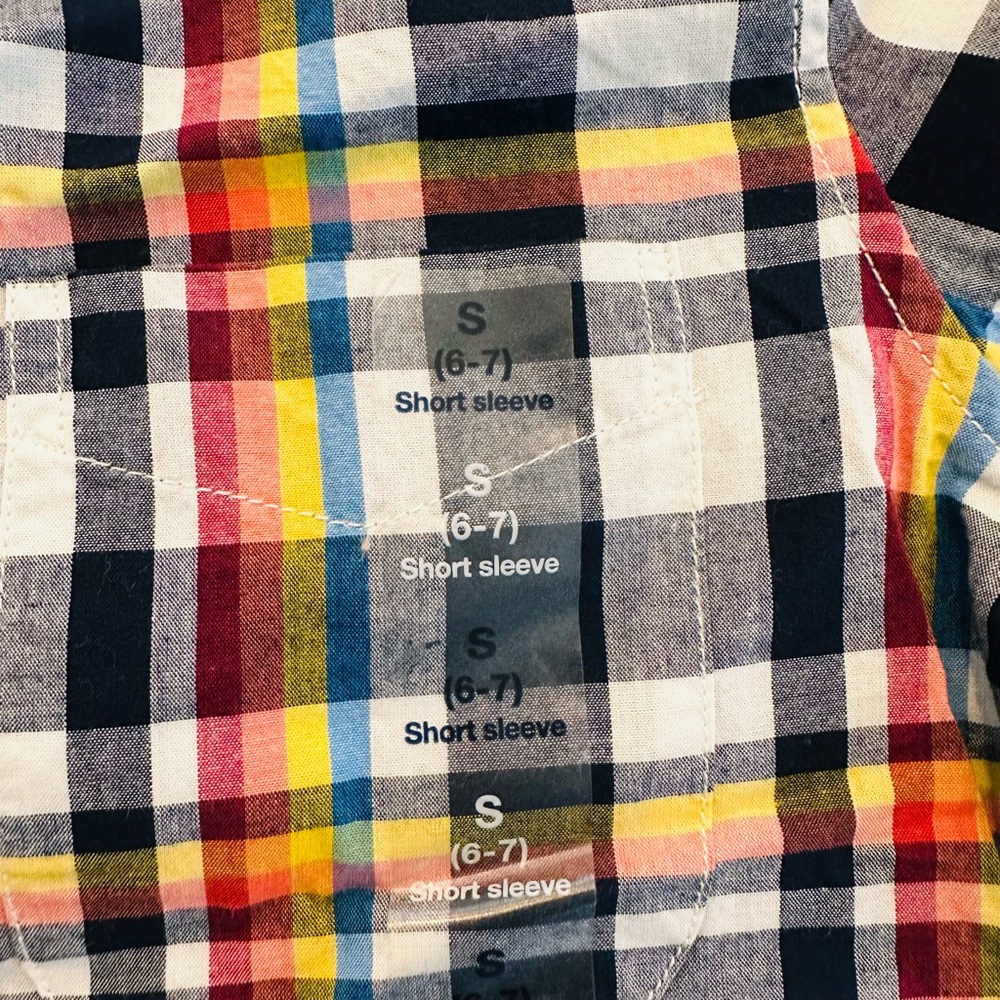 GAP Boys Multicolor Plaid Shirt, NWT - Picture 3 of 4